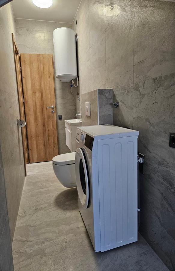Studio Apartman Borlin 카를로바츠 외부 사진